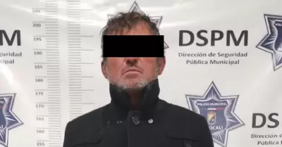 Detienen a hombre con arma prohibida y orden de aprehensin activa por robo