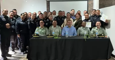 Curso de bsqueda y rescate en desastres naturales impartido por la Polica Naci