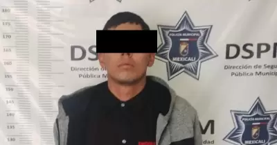 Detienen a hombre por robo con violencia y daos a unidad policial tras persecuc