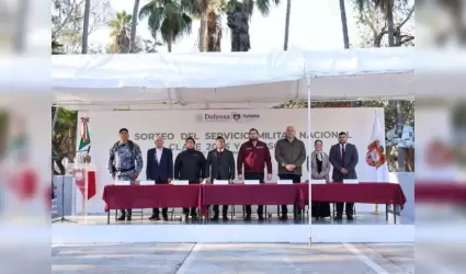 Realizan sorteo del Servicio Militar Nacional clase 2006 y remisos