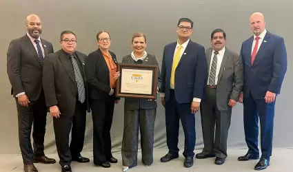 FGE recibe certificacin de CALEA por primera vez en la historia de la AEI