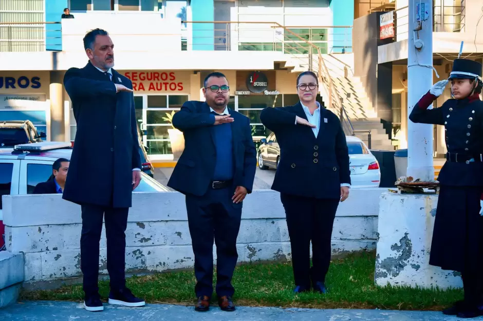 Encabeza presidenta Roco Adame izamiento de bandera y desfile cvico por el 114 aniversario de la Revolucin Mexicana