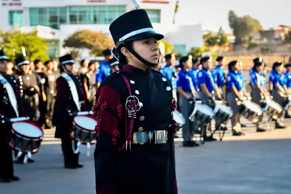 Encabeza presidenta Roco Adame izamiento de bandera y desfile cvico por el 114 aniversario de la Revolucin Mexicana