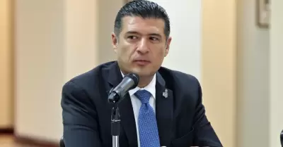 Adrin Alcal Mndez, comisionado presidente del INAI