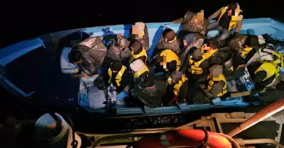 Personal naval rescata a 19 personas en inmediaciones de Ensenada