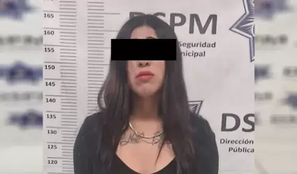 Detienen a mujer por portacin de arma prohibida y vinculacin con robo a casa h