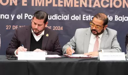 Pactan convenio de colaboracin Ismael Burgueo y Alejandro Fragozo