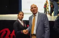 Ms de 2 mil estudiantes se gradan del programa D.A.R.E.