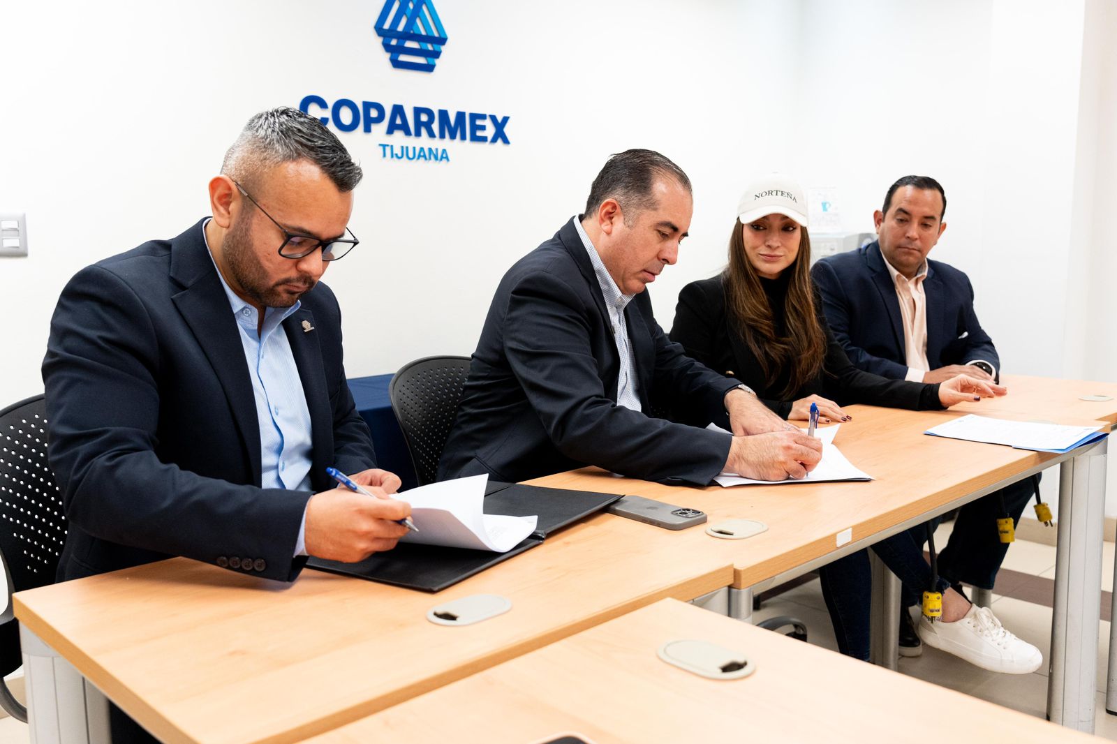 Coparmex firma convenio con Tijuana Sin Hambre para unir esfuerzos en ...