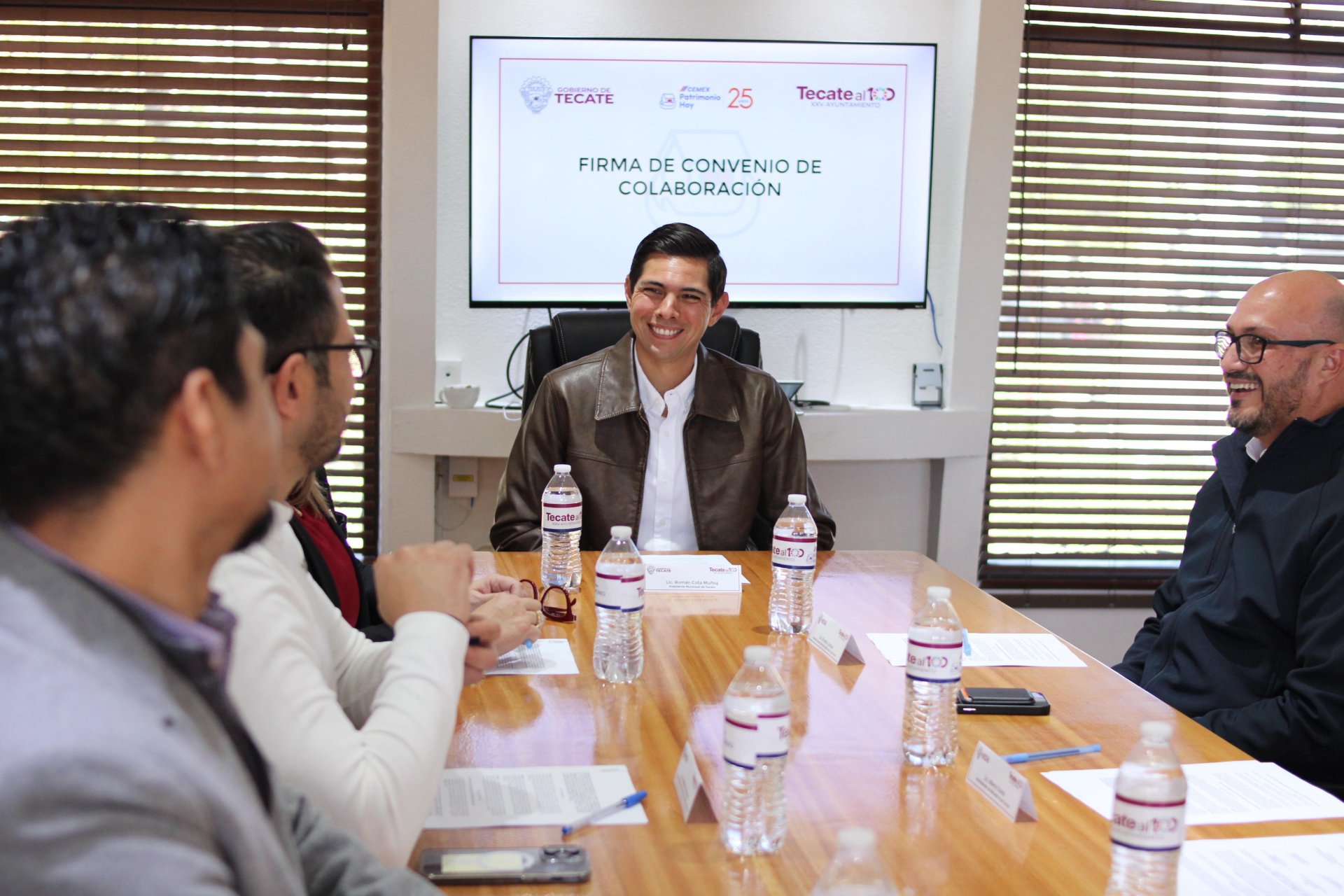 Gobierno de Tecate y CEMEX firman convenio para impulsar el programa ...