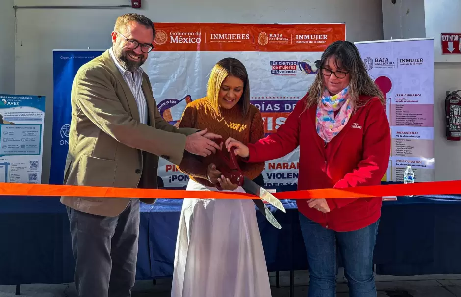 Realizan instalacin de Punto Naranja y presentacin de gua de atencin a mujeres migrantes en comunidad Aves