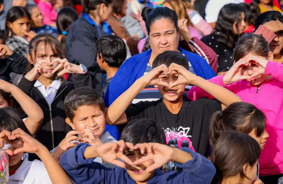 Gobernadora Marina del Pilar durante posada comunitaria del Bienestar en San Felipe