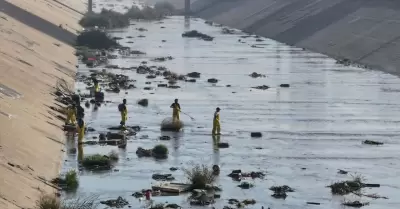 Contaminacin en la canalizacin del Ro Tijuana