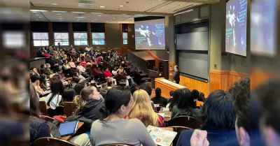 Acadmico de Cetys dio clase en Harvard sobre Regin Cali-Baja