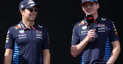 Max Verstappen y Checo Prez