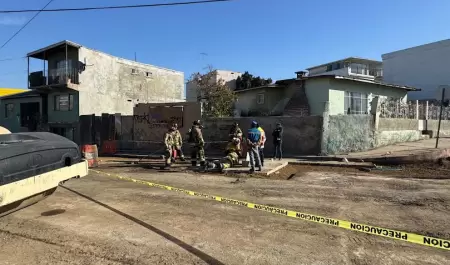 Explosin en registro de tubera deja a un hombre lesionado en Tijuana