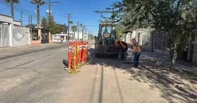 Obras de reposicin de lneas de agua potable en Mexicali