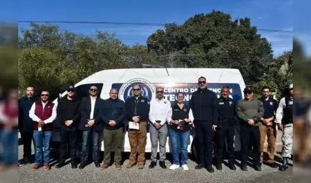 Presidenta Roco Adame encabeza jornada de seguridad en la colonia Constitucin