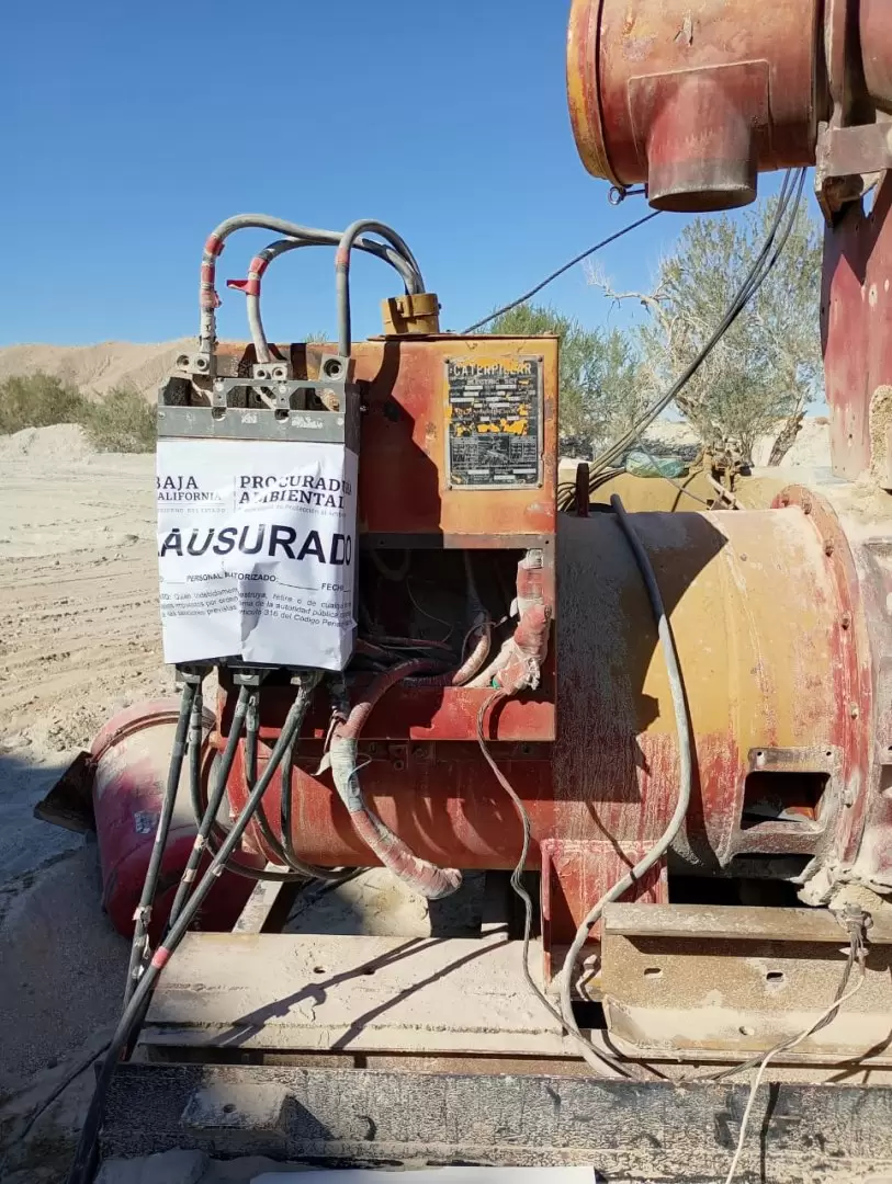 Clausura de empresas por operar sin licencia de emisiones a la atmsfera