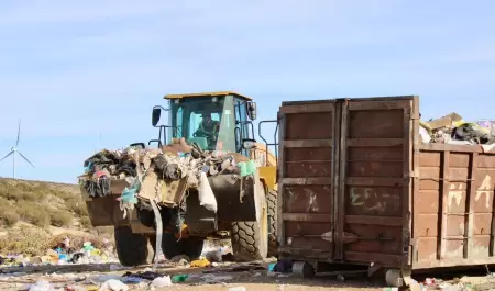 Anuncia Romn Cota sitio de transferencia de residuos domsticos en La Rumorosa