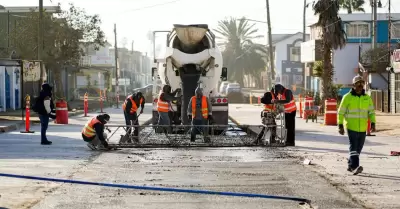 Reanuda Gobierno de Ensenada pavimentacin de la calle Mina en la colonia Aviaci