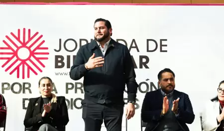 Entrega alcalde Ismael Burgueo donativo de 500 mil pesos al Museo mbar