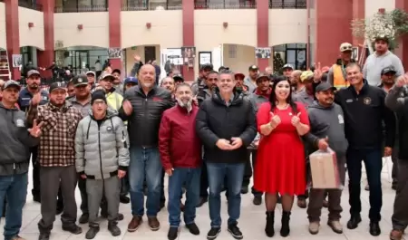 Gobierno de Rocio Adame entrega equipo de seguridad a trabajadores municipales.