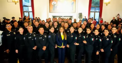 Toma protesta alcaldesa Claudia Agatn a 50 nuevos elementos de la Polica Munic