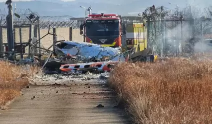 Avi�n de Jeju Air se estrella en Corea del Sur