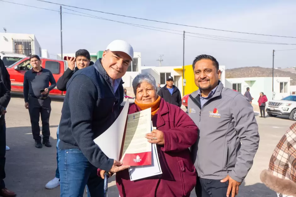 Gobierno de la 4T entrega viviendas sin costo a familias tijuanenses afectadas por deslizamientos de tierra