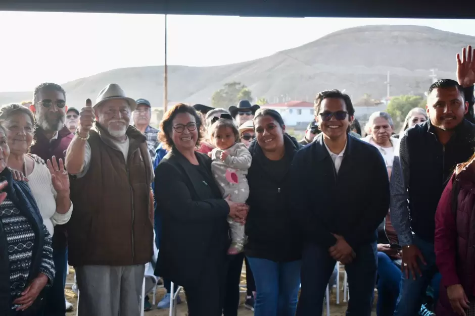 Alcaldesa Roco Adame entrega renovado parque en Rancho 40