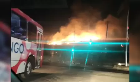 Se registra incendio en Villa de Campo