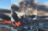 Incendio afecta varias viviendas en Tijuana; bomberos trabajan para controlarlo