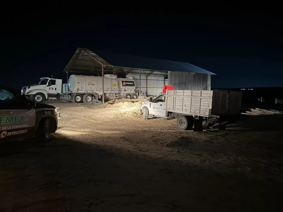 Se recuperan ms de 100 mil litros de hidrocarburos en toma clandestina asegurada por autoridades en Tecate