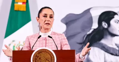 Claudia Sheinbaum durante la conferencia matutina desde Palacio Nacional.