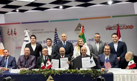 Firman SEI y Concanaco convenio de colaboracin para impulsar comercio, servicio