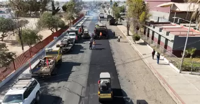 Pavimentacin asfltica de la calle Cuarta en la colonia Hidalgo