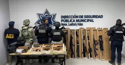 Aseguran armas, cargadores, cartuchos y vehculos