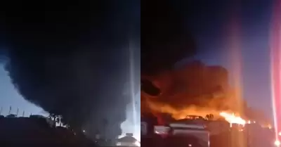 Incendio consume depsito vehicular en la carretera libre Tijuana-Tecate