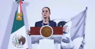 Claudia Sheinbaum Pardo en el saln de tesorera de Palacio Nacional.