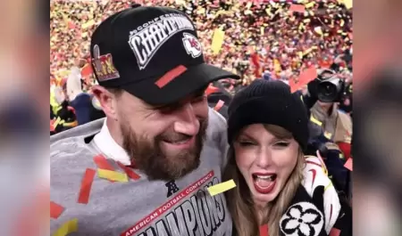 Taylor Swift y Travis Kelce festejan pase de Chiefs al Super Bowl LIX