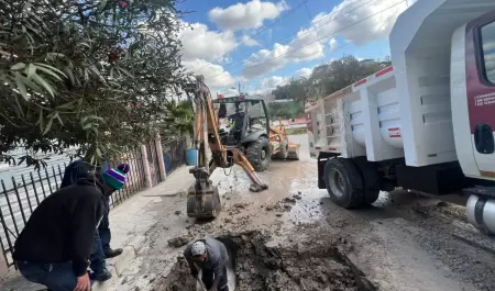 Mantenimiento correctivo a redes de agua y drenaje