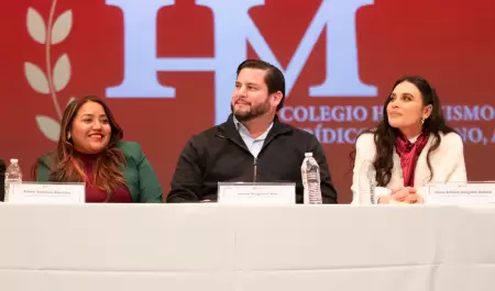 Toma de protesta de la mesa directiva del nuevo Colegio Humanismo Jurdico Mexic