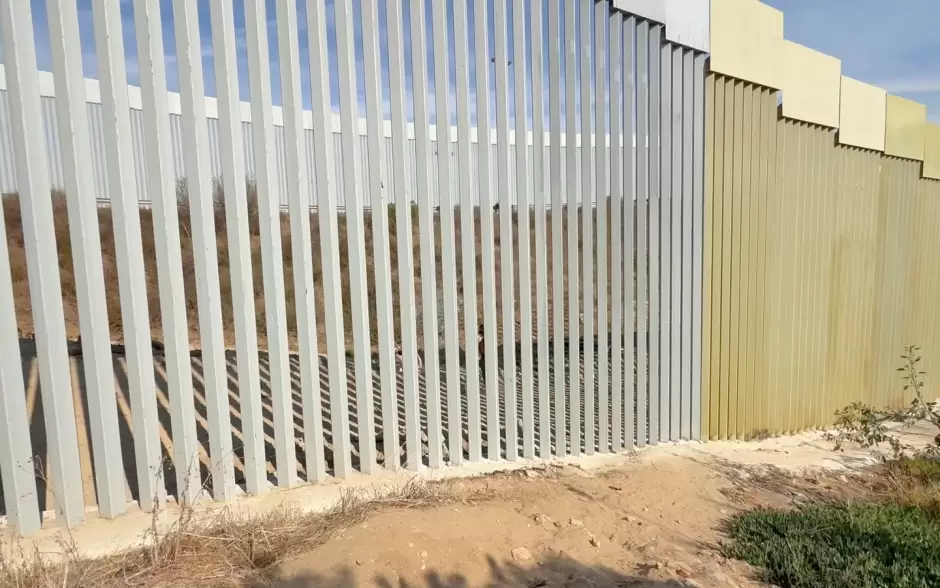 Reanudan construccin del muro fronterizo en Playas de Tijuana