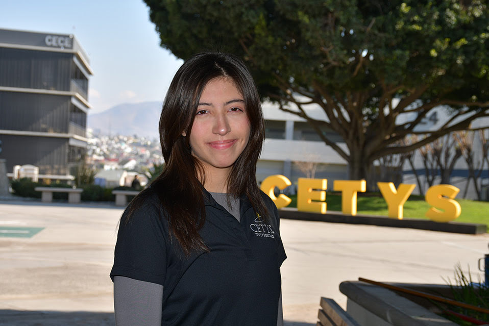 Estefanía Hernández Payán gana beca Kyoto 2025 - Uniradio Informa Baja