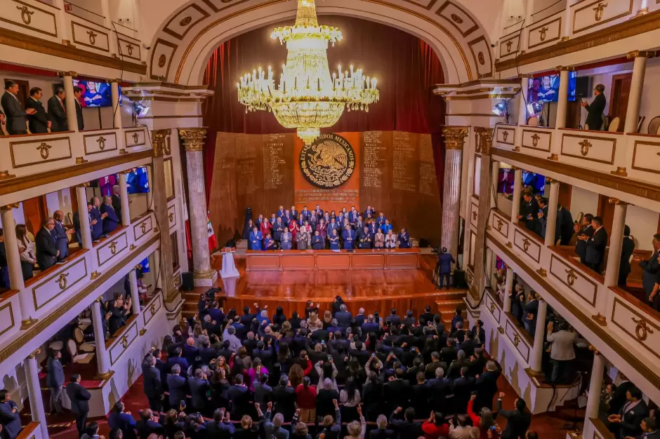 Conmemoracin del 108 aniversario de la Constitucin en histrica unidad nacional