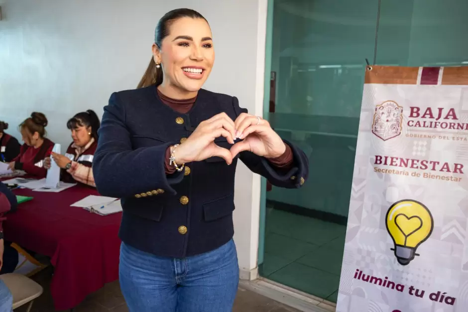 Programas "Con Corazn para el Agua" e "Ilumina Tu Da"