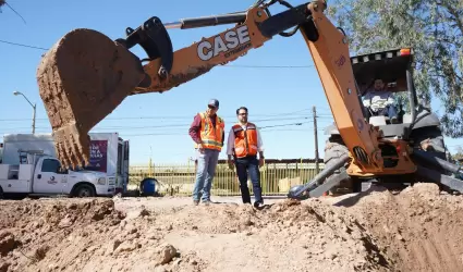 Reposicin de tubera de agua potable en Villa Colonial