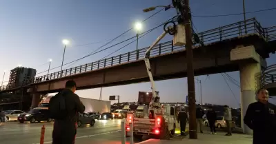 Instalacin y mejoramiento de luminarias en Tijuana