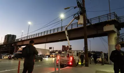 Instalacin y mejoramiento de luminarias en Tijuana